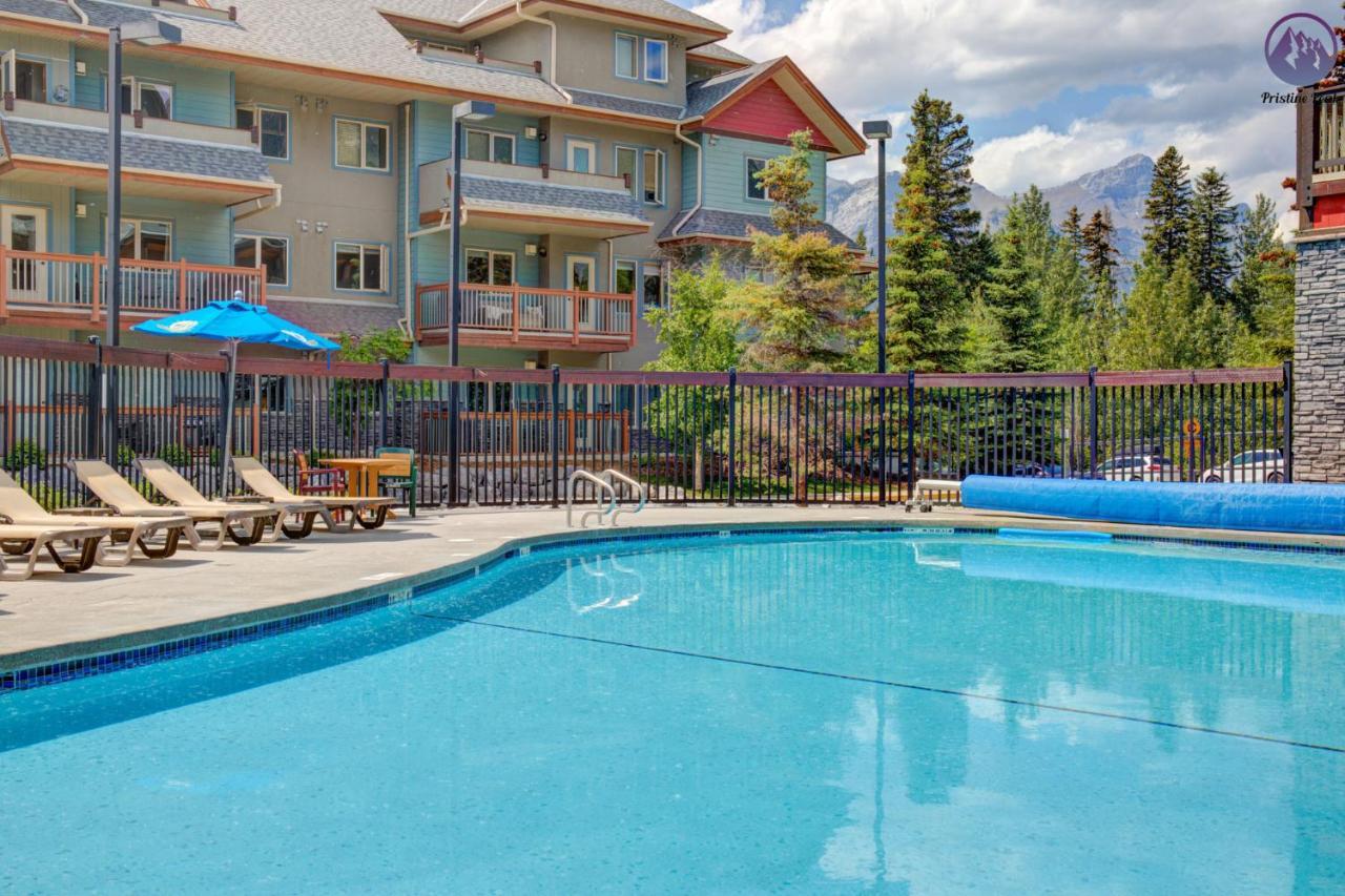 Modern Nordic 2 Bedroom Mountain View Condo Canmore Zewnętrze zdjęcie