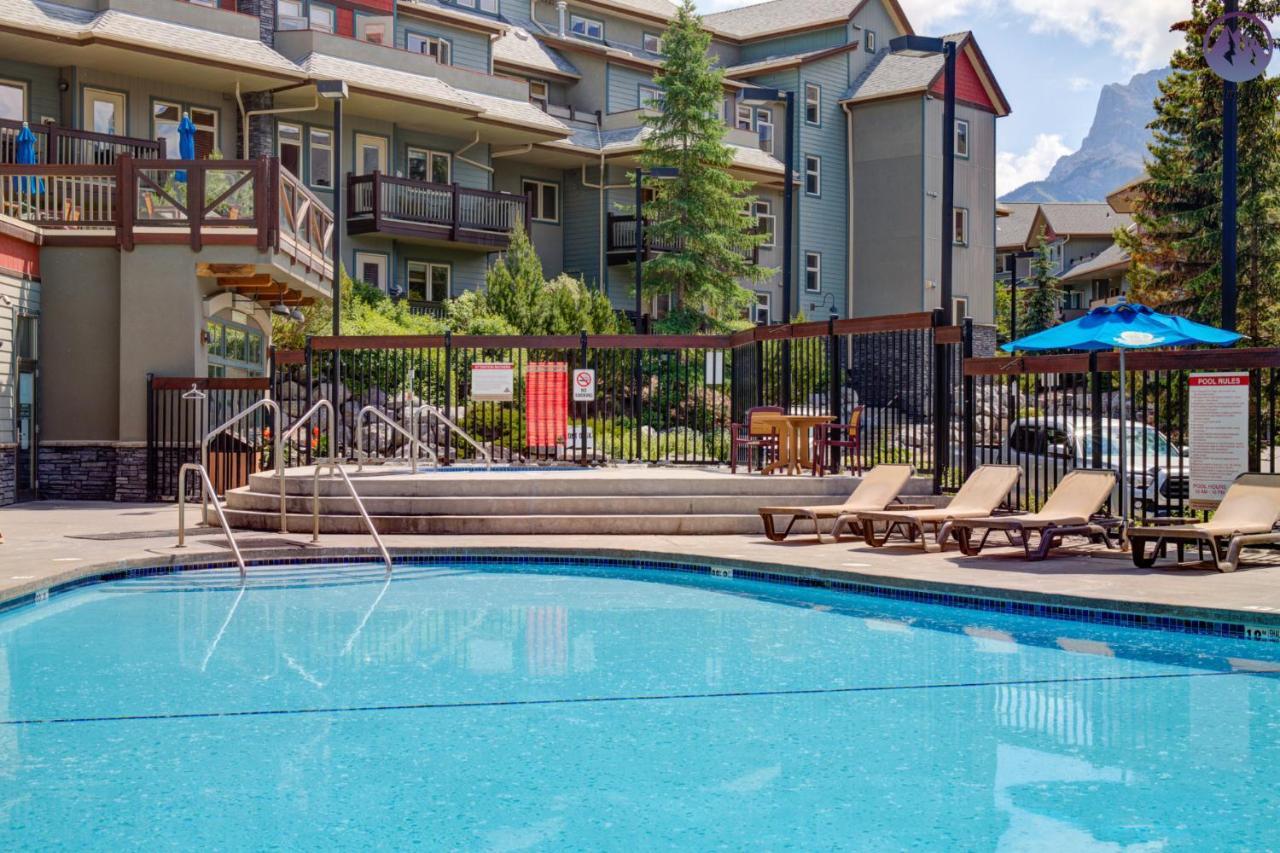 Modern Nordic 2 Bedroom Mountain View Condo Canmore Zewnętrze zdjęcie